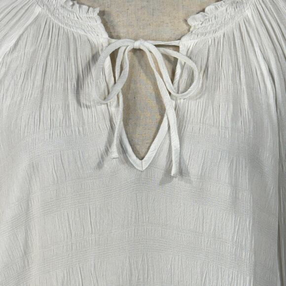 Sanctuary Large Top Semi-Sheer Long Balloon Sleeves Keyhole V-Neck Smocked White - Picture 2 of 8